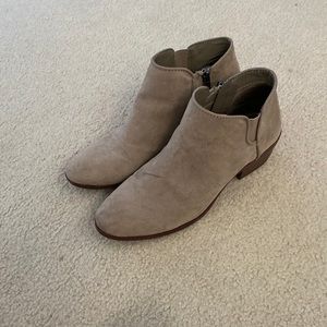 ankle booties